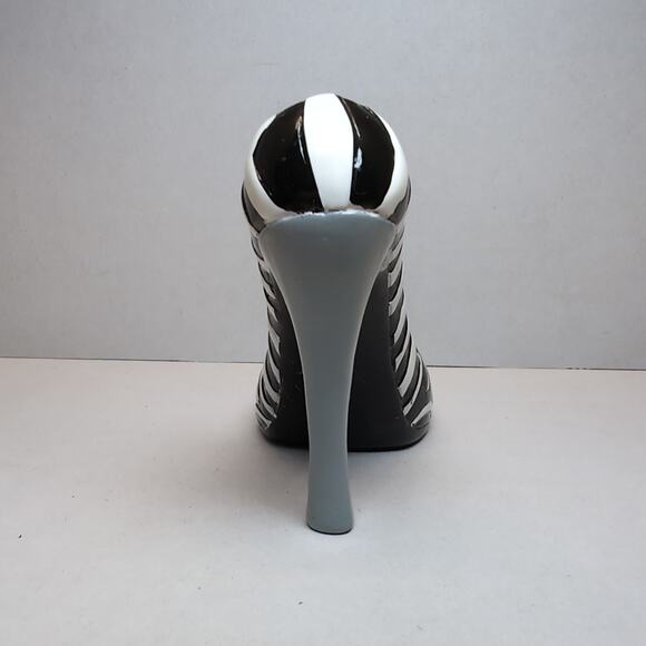 NFL High Heel Shoe Bottle Opener Philadelphia Eagles - Picture 4 of 9